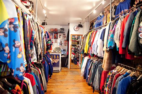 vintage clothing shops in poland